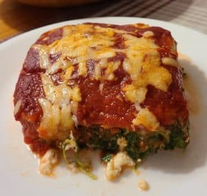 Pressed cottage cheese slice